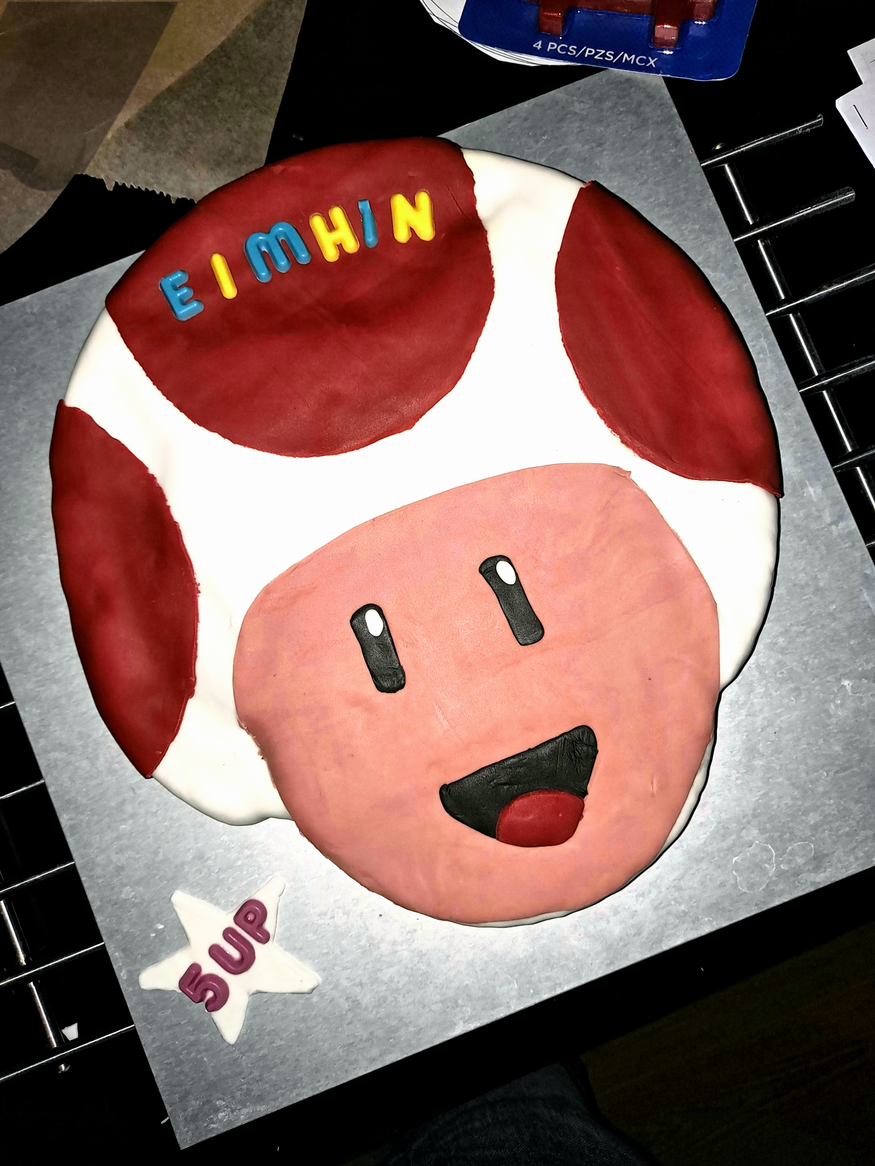 birthday cake